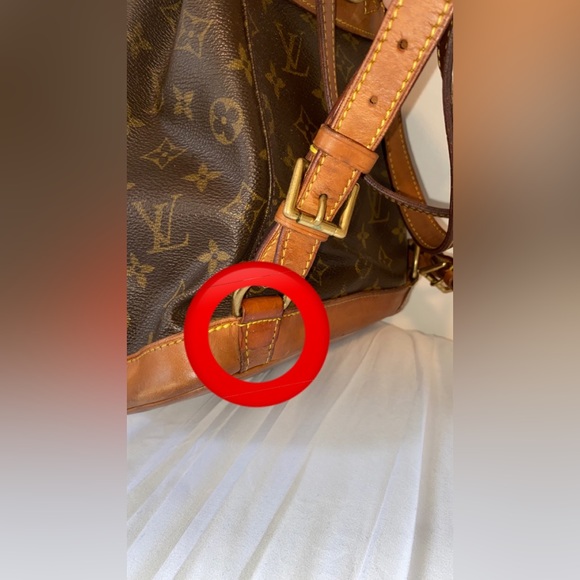 Louis Vuitton Montsouris Backpack - Picture 7 of 15